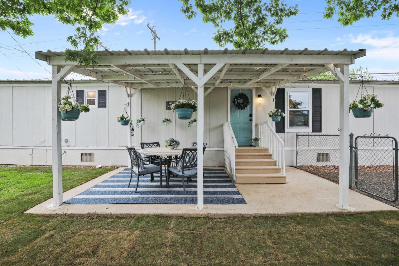 Pet-Friendly Lake Dallas Home Near Lewisville Lake المظهر الخارجي الصورة